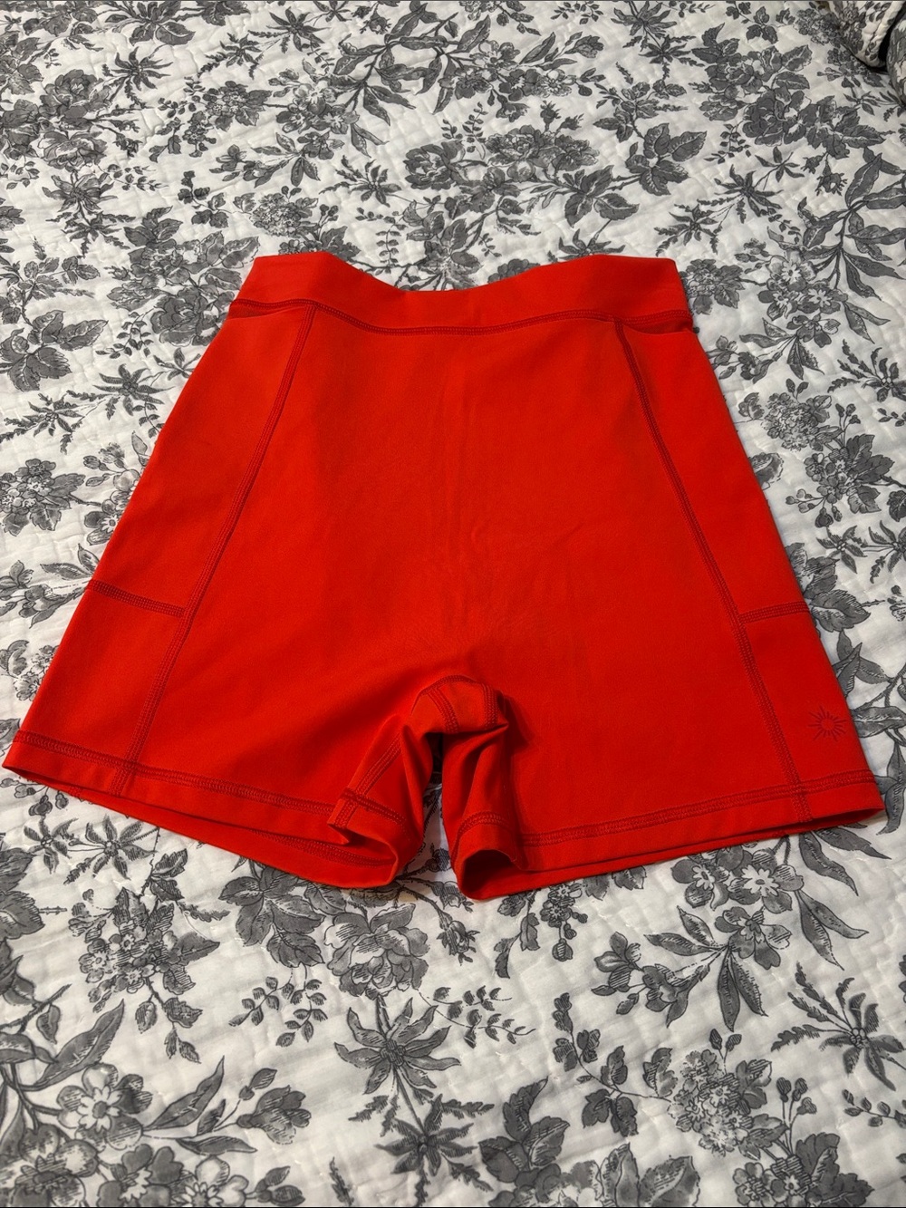 Women’s Red High-Rise Bike Shorts — Performance Stretch